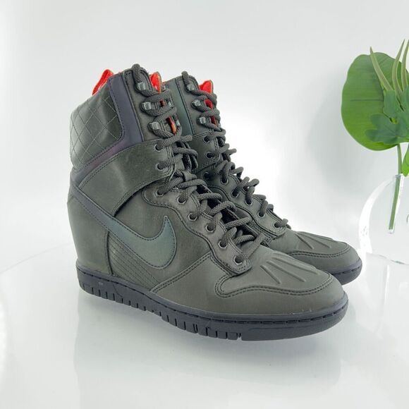 Nike Dunk Sky Hi Hidden Wedge Sneaker boot 2.0 Women Size 9 Green Water Repel - Picture 1 of 16